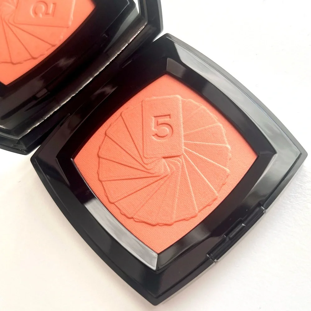💎CHANEL limited edition matte powder blush in Blood Orange